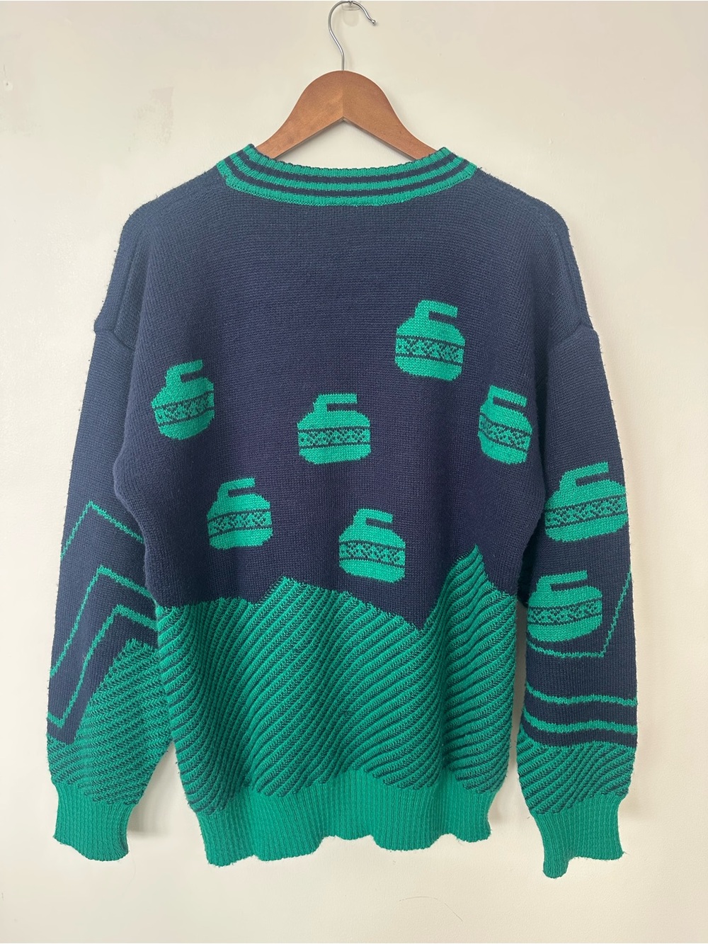 Vintage 80s All Canada Curling Stone Wool Blend Sweater Navy Green